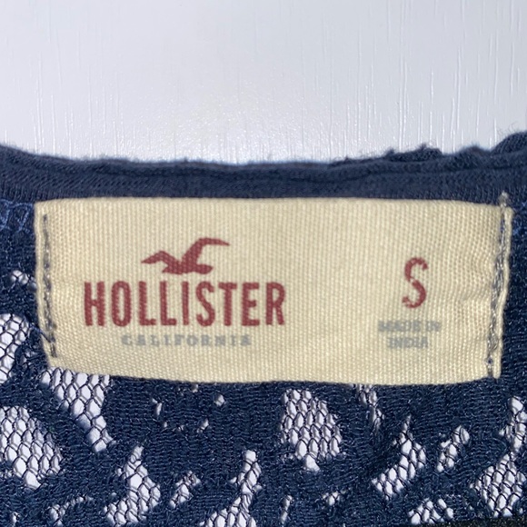 Women’s Hollister Navy Blue Ruffle Lace Open Back Tank Top - Size S - Picture 4 of 6